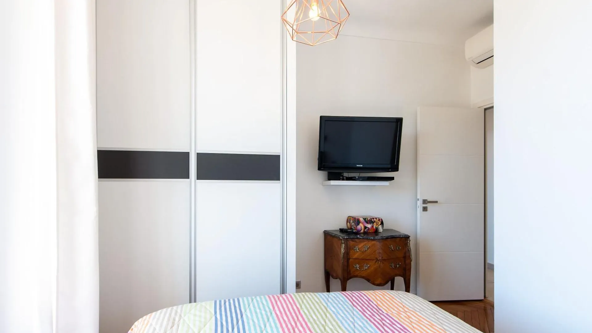 Le Sinatra Splendide Vue Mer Panoramique Et Balcon, Ideal Pour Des Sejours De Loisirs Ou Business Cannes Apartamento