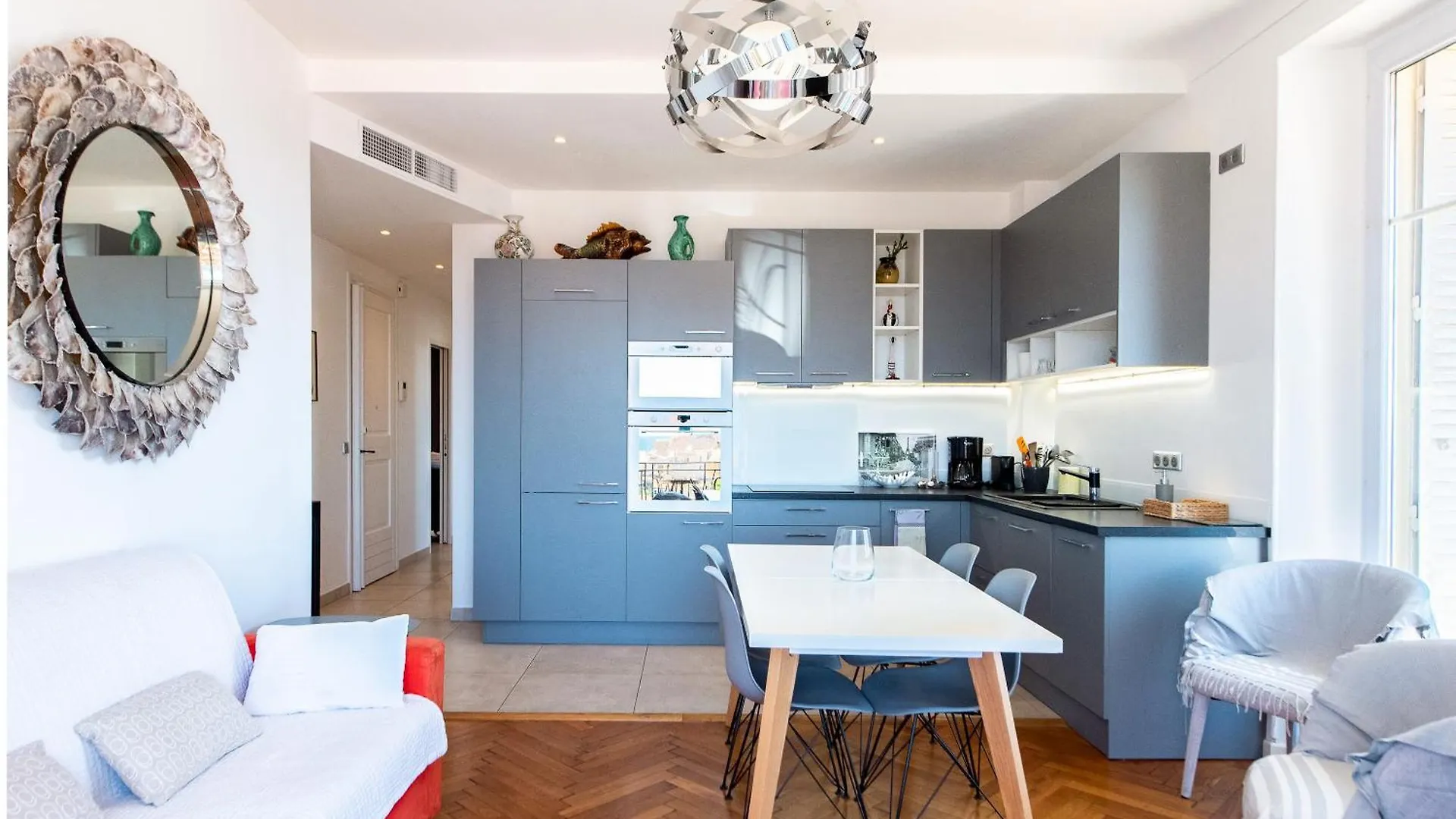 Apartment Le Sinatra Splendide Vue Mer Panoramique Et Balcon, Ideal Pour Des Sejours De Loisirs Ou Business Cannes